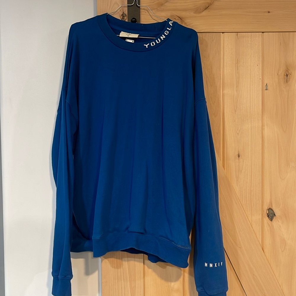 Sweatshirt from youngla